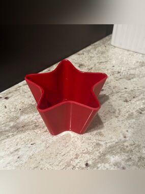 Red Star-Shaped Bowl